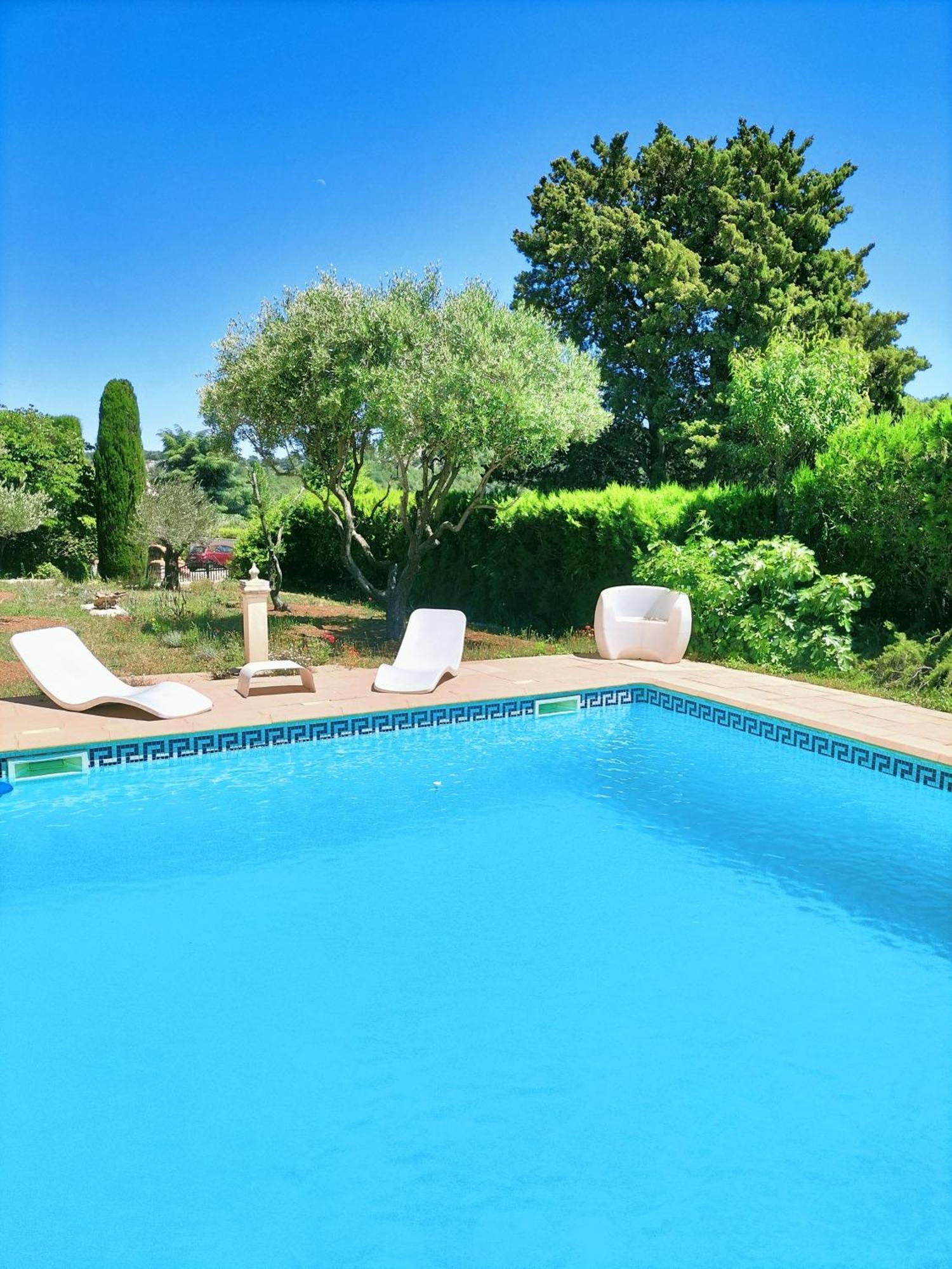 Vacances Carnoux-en-Provence Eksteriør billede