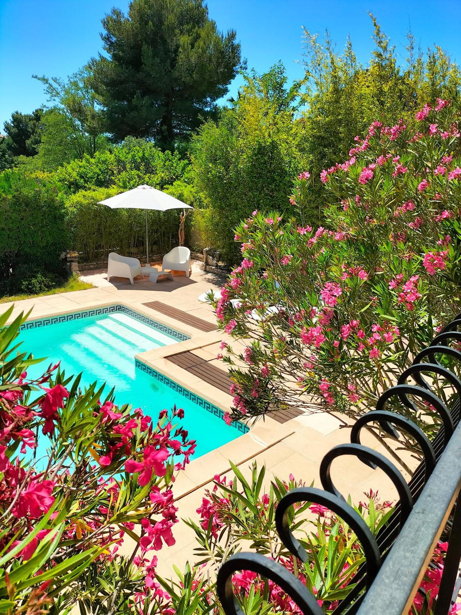 Vacances Carnoux-en-Provence Eksteriør billede